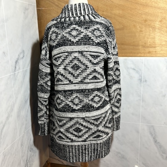 Forever 21 Knit Open Front Cardigan Sweater Heavyweight Long Black & White - Picture 3 of 8